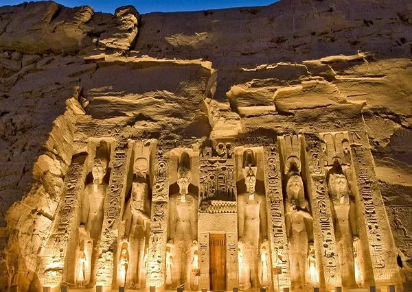 Private Overnight to Abu Simbel From Luxor (3)